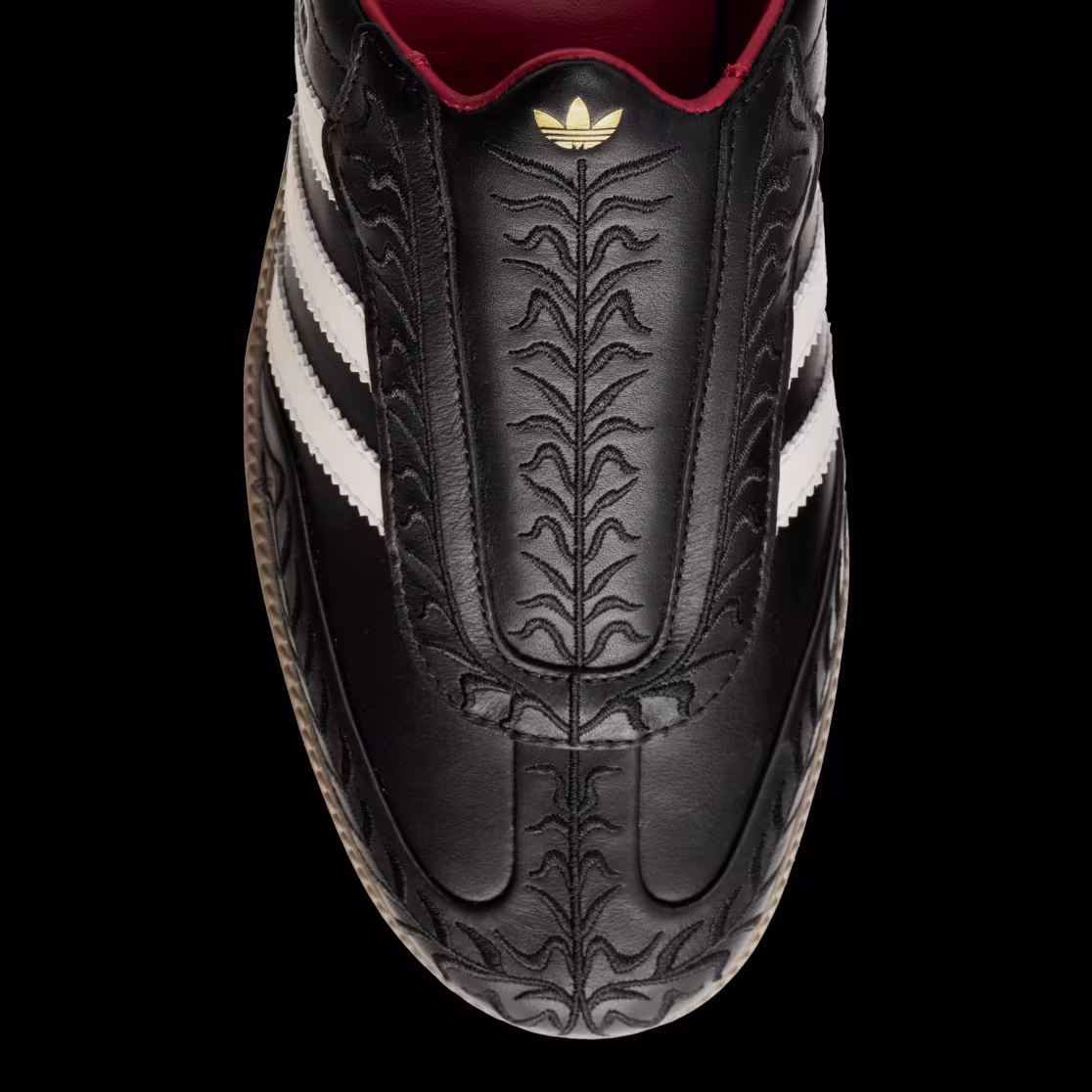Adidas Vnv shoe 1