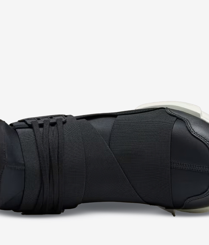 Y-3 Qasa