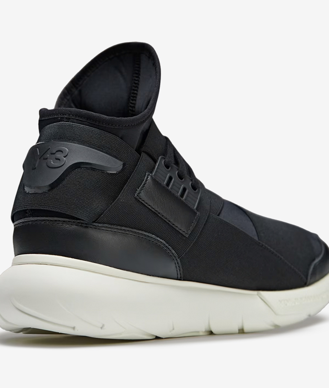Y-3 Qasa