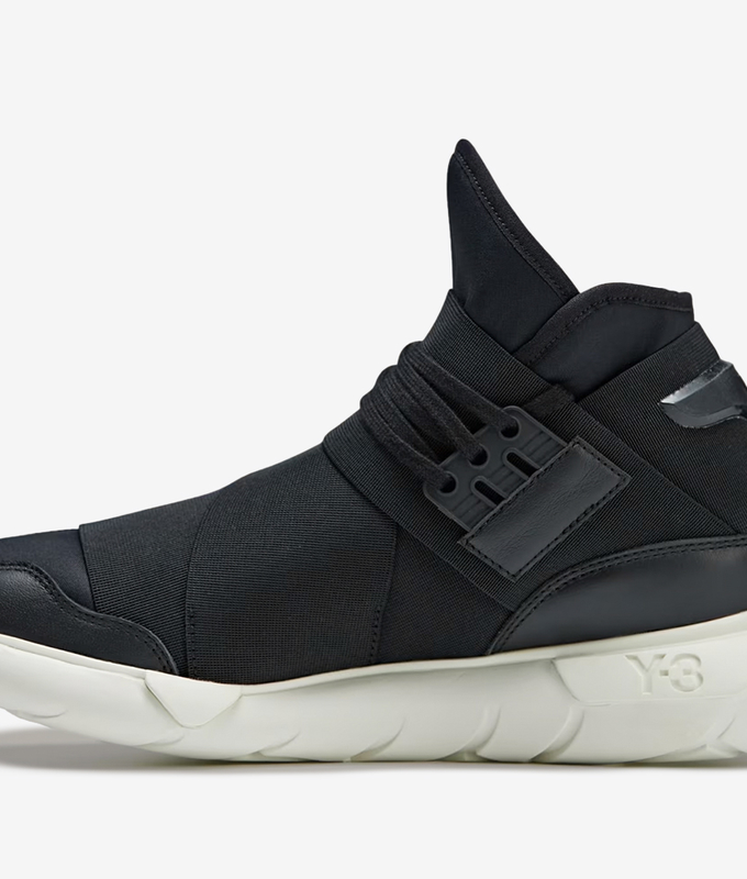 Y-3 Qasa