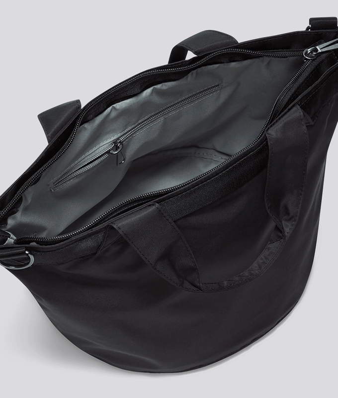 Sportswear Futura Luxe Tote Bag