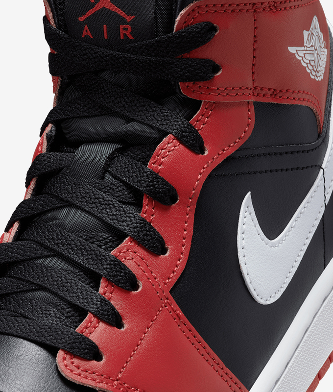 Air Jordan 1 Mid