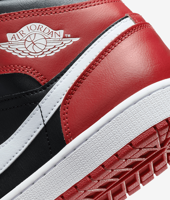 Air Jordan 1 Mid