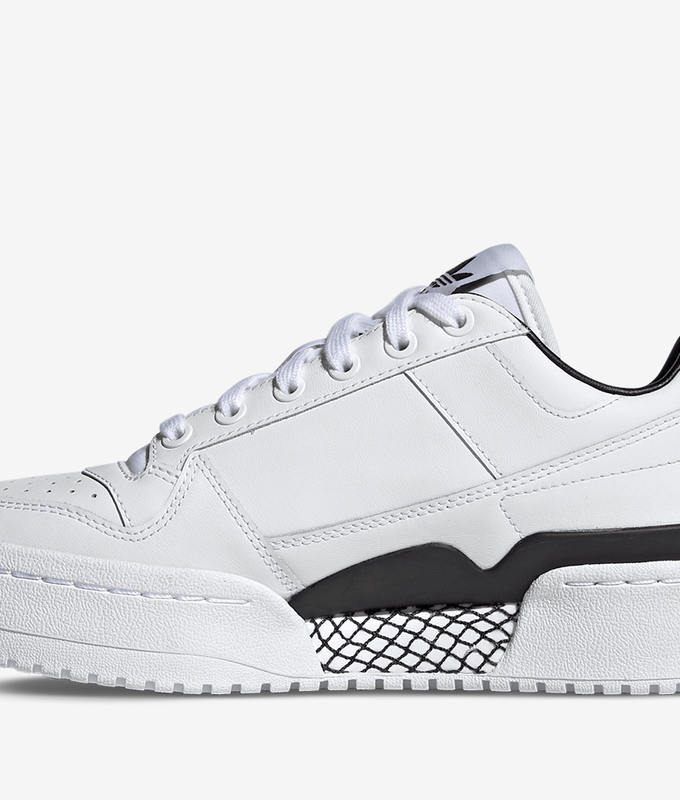 Forum Bold