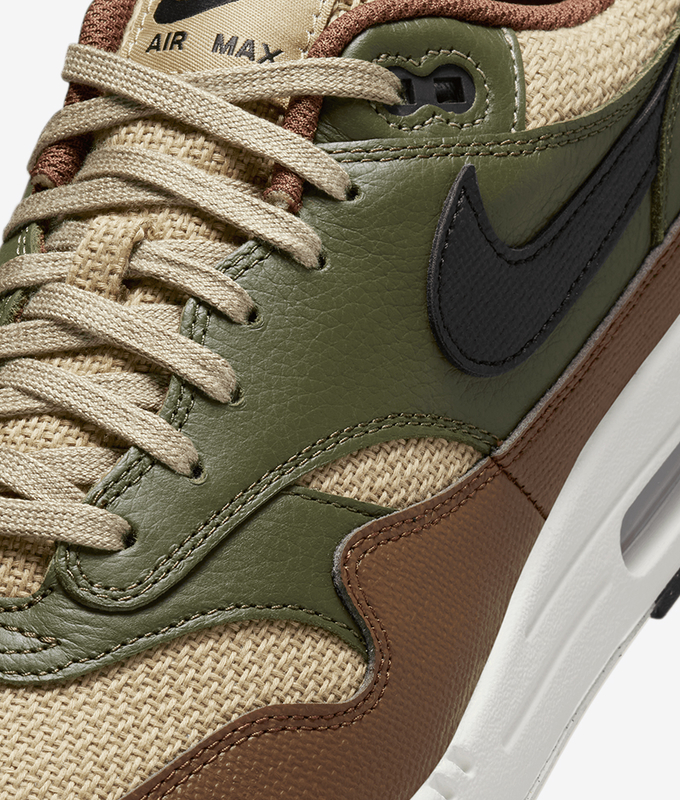 Air Max 1 Essential Premium