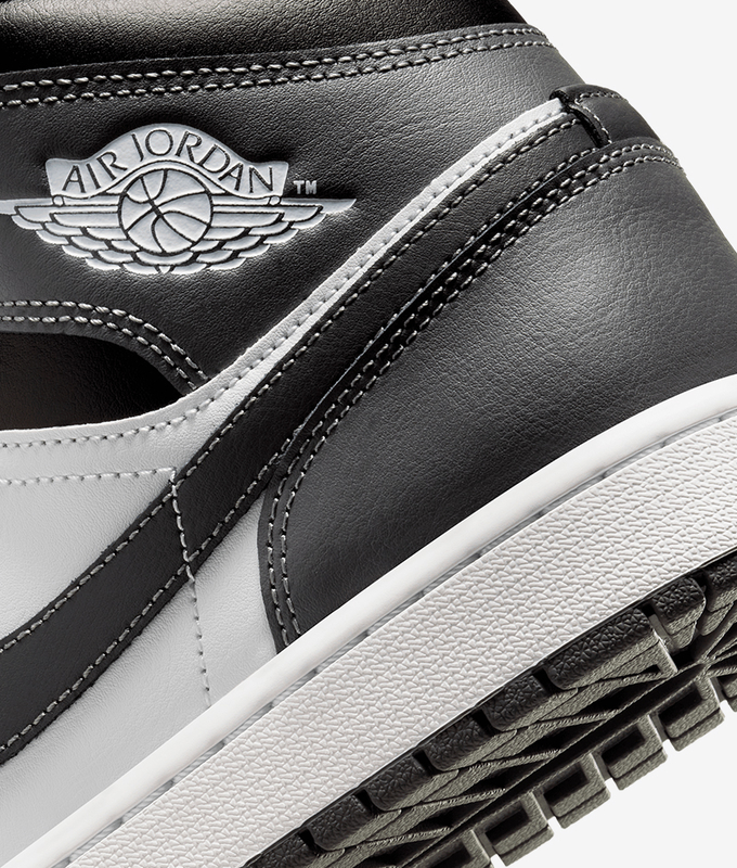 Air Jordan 1 Mid