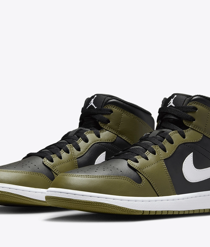 Air Jordan 1 Mid