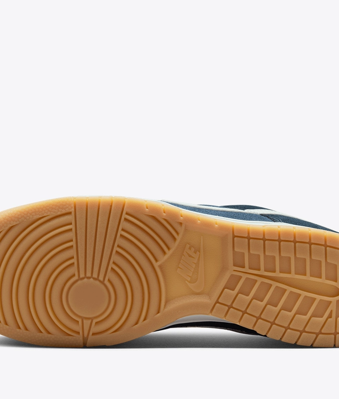 Dunk Low Retro Se