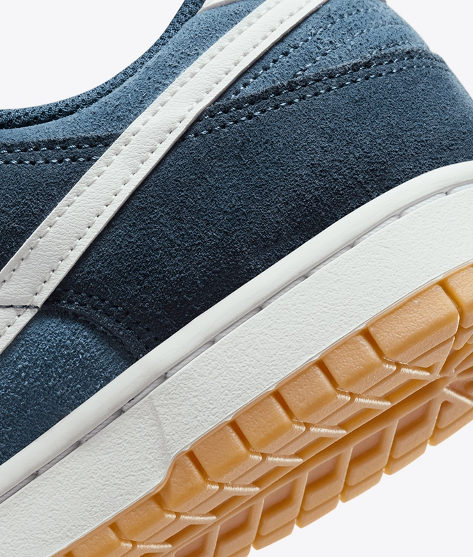 Dunk Low Retro Se
