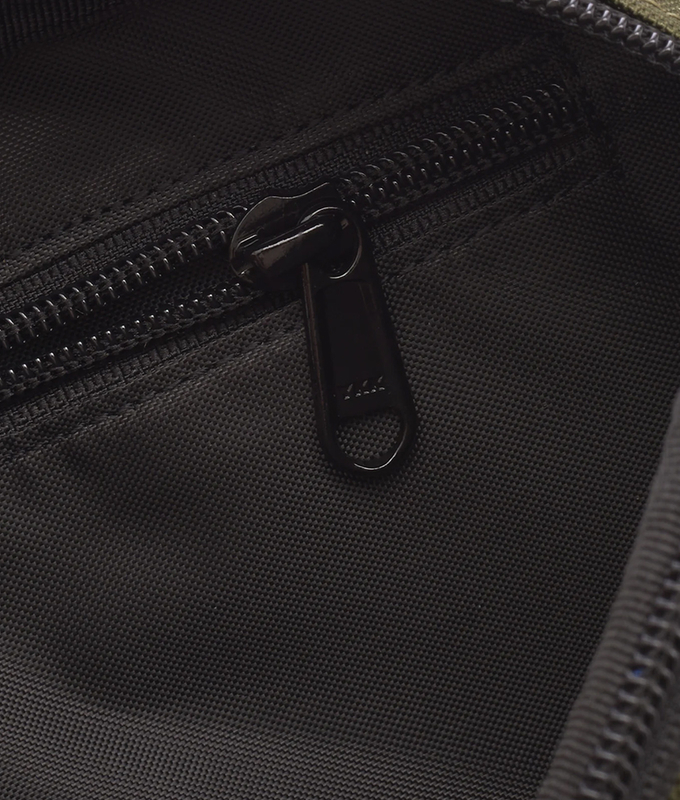 Essentials Bag Small
