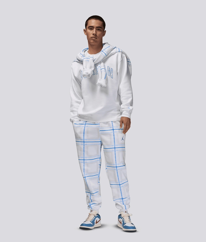 Jordan Essentials Holiday Fleece Sweatshirt