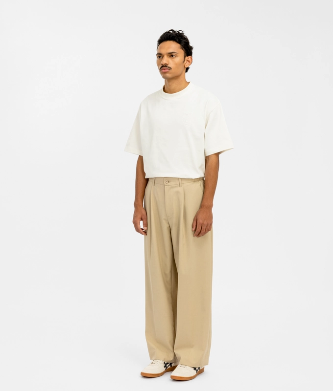 Wide Leg Pleated Pants