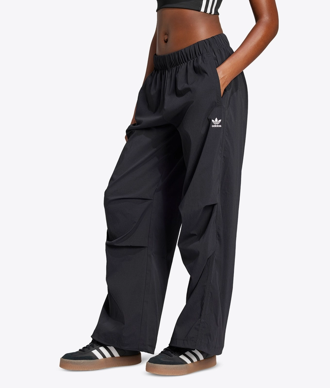 ESSENTIALS PARA PANT