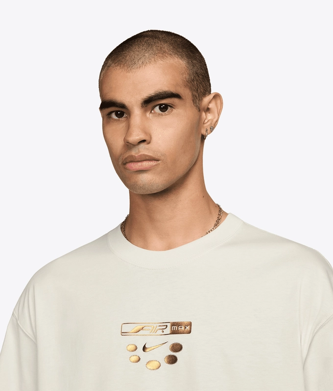 SPORTSWEAR M90 TEE AMD