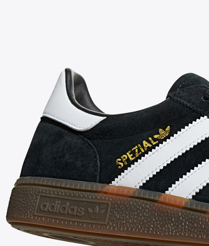 HANDBALL SPEZIAL
