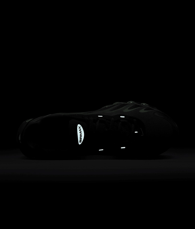 AIR MAX DN8