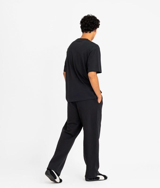 ESSENTIALS T-SHIRT