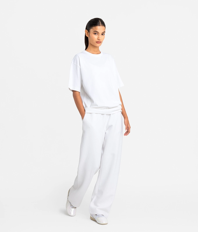 ESSENTIALS T-SHIRT