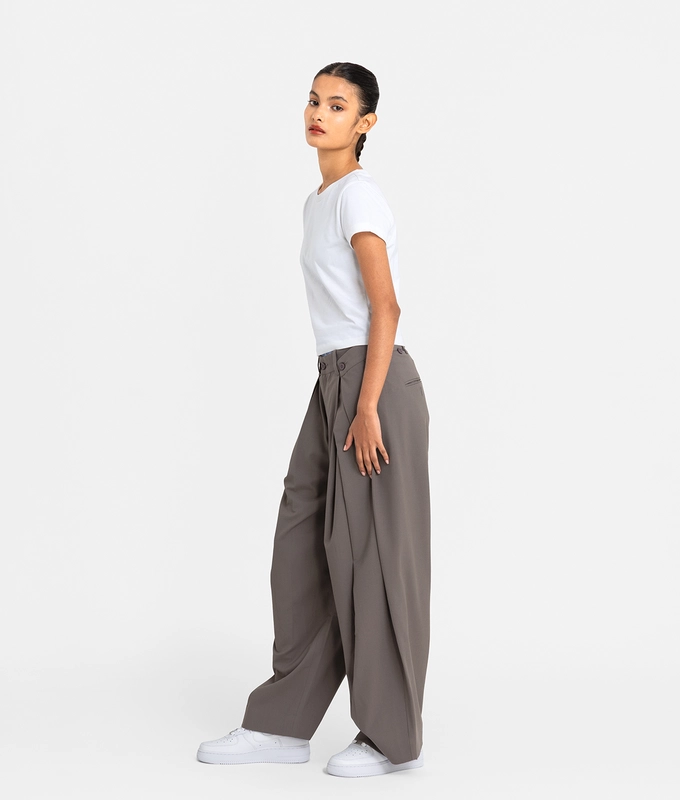 ESSENTIALS BAE TEE