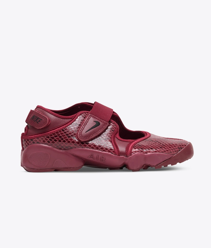 AIR RIFT
