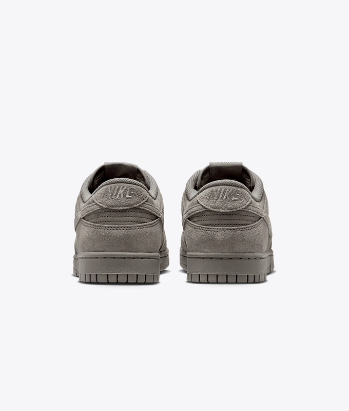 DUNK LOW RETRO SE