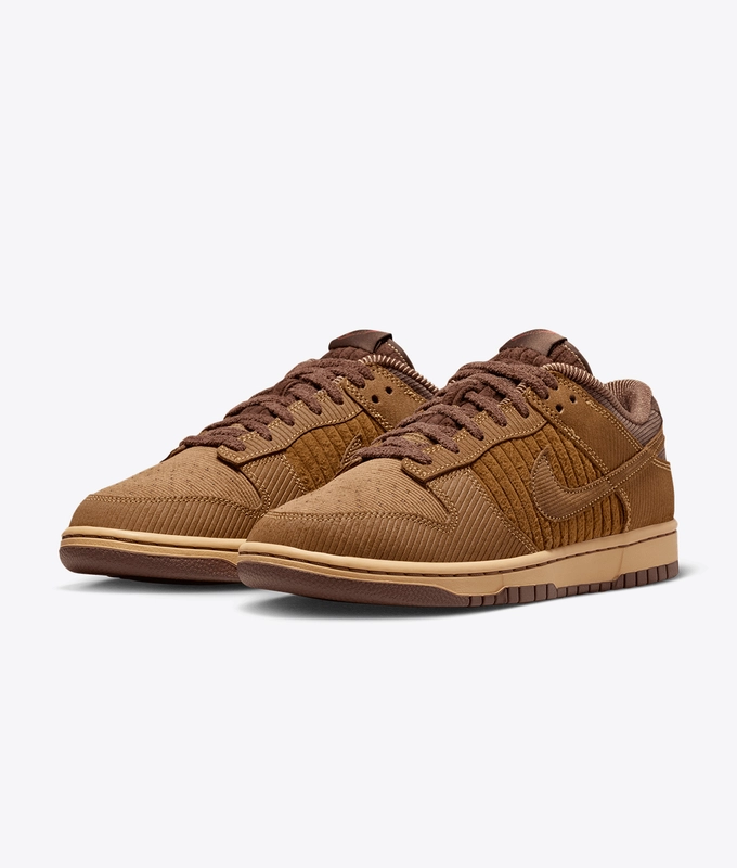 DUNK LOW RETRO PREMIUM