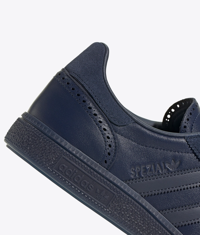 HANDBALL SPEZIAL