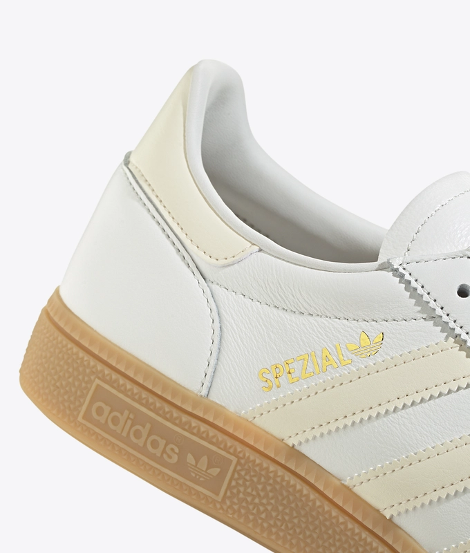 HANDBALL SPEZIAL