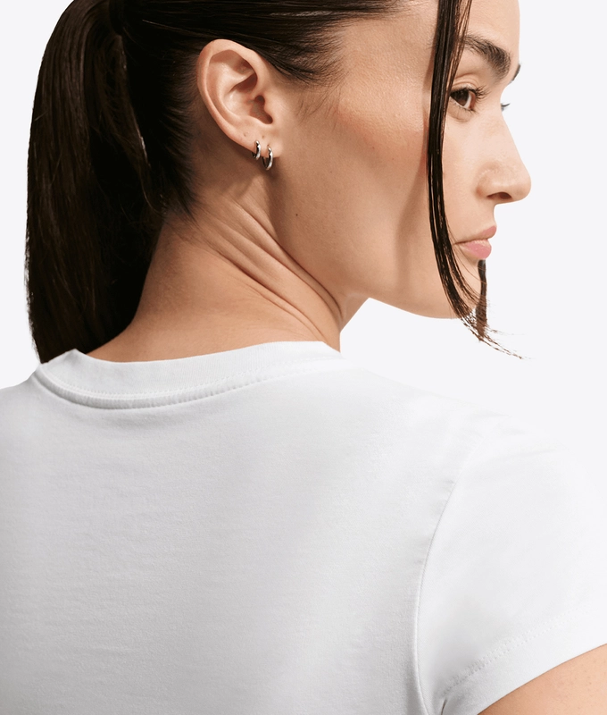 SPORTSWEAR GRAPHIC SLIM TEE