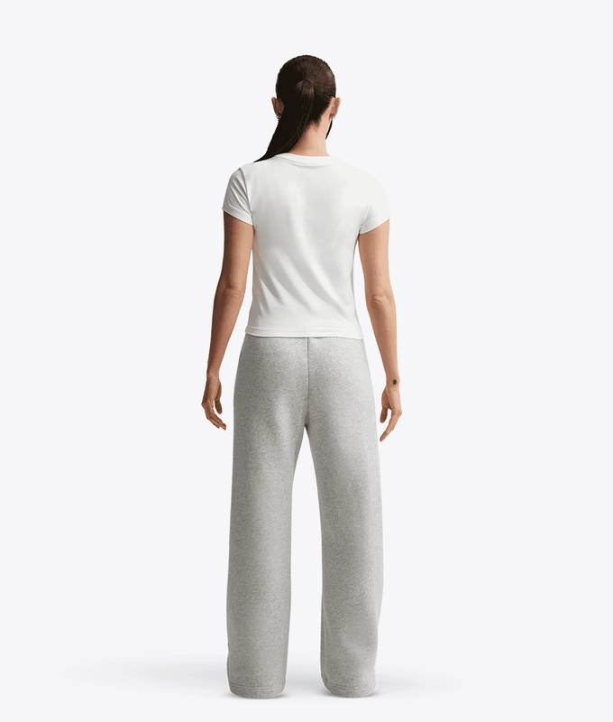 SPORTSWEAR GRAPHIC SLIM TEE