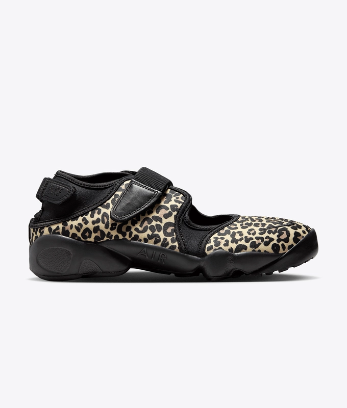 AIR RIFT