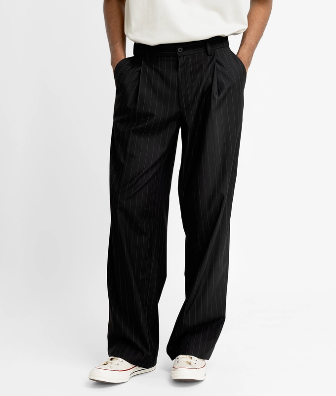 Wide Leg Pleated Pants