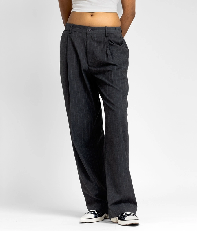 Wide Leg Pleated Pants