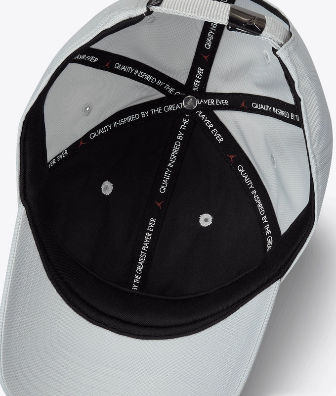 RISE STRUCTURED METAL JUMPMAN CURVED BILL CAP