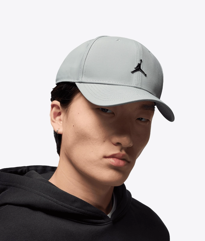 RISE STRUCTURED METAL JUMPMAN CURVED BILL CAP