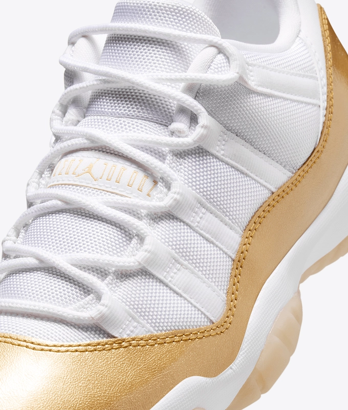AIR JORDAN 11 RETRO LOW