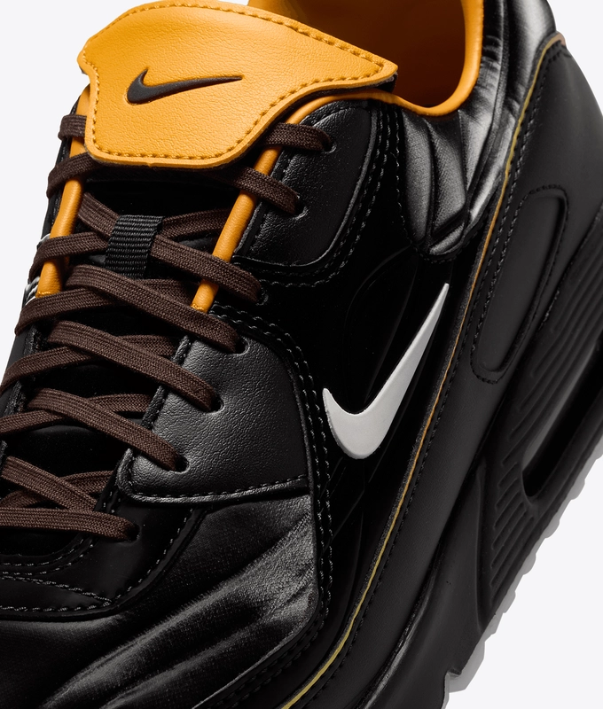 AIR MAX 90 SE