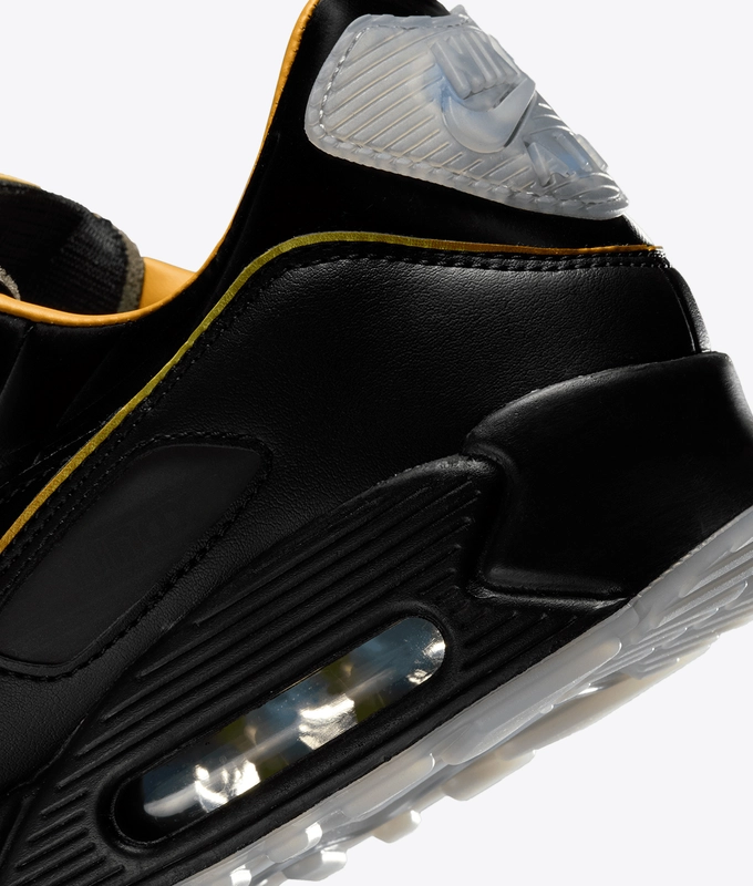 AIR MAX 90 SE