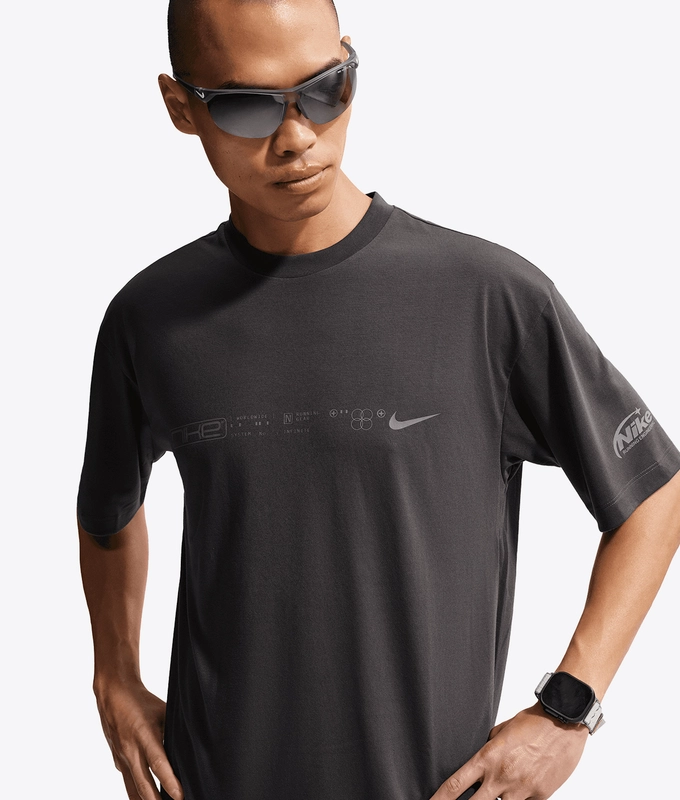 DRI-FIT DISRUPT SHORT SLEEVE TEE