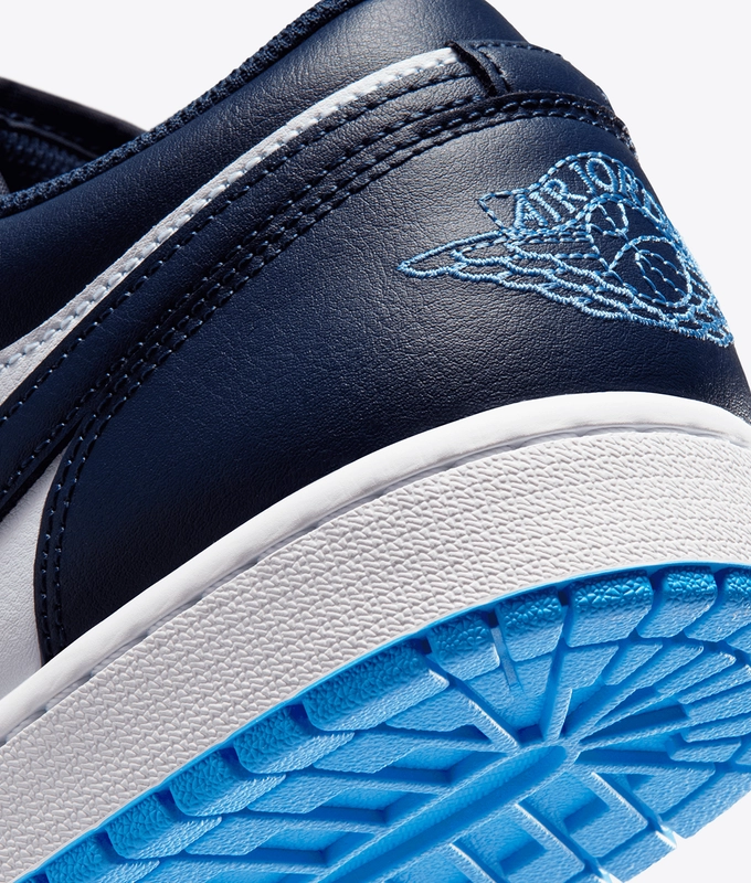 AIR JORDAN 1 LOW