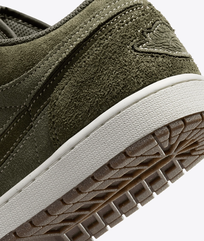 AIR JORDAN 1 LOW SE CRAFT