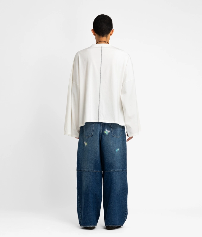 GIANT TEE