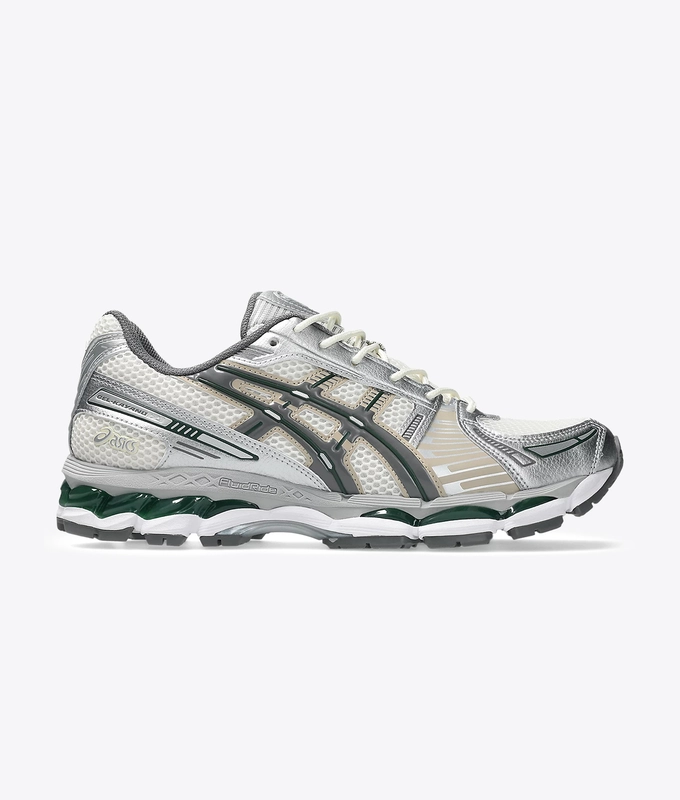 GEL-KAYANO 121
