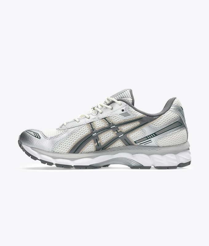 GEL-KAYANO 121