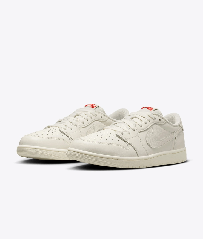 AIR JORDAN 1 RETRO LOW OG