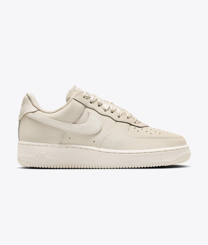 AIR FORCE 1 RETRO PREMIUIM