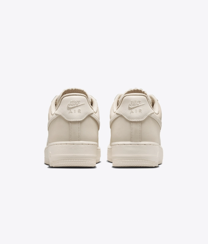 AIR FORCE 1 RETRO PREMIUIM