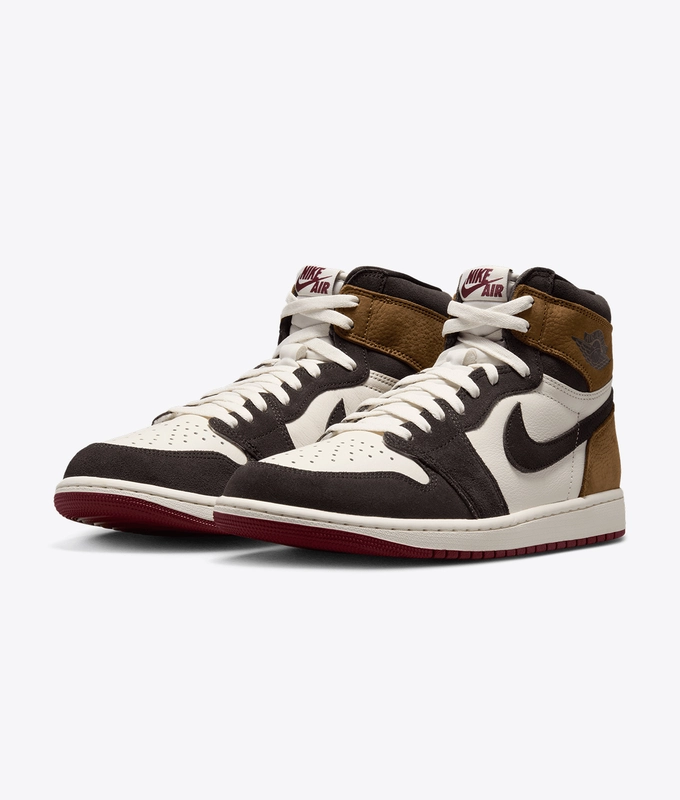 AIR JORDAN 1 RETRO HIGH OG "LOVE LETTER"