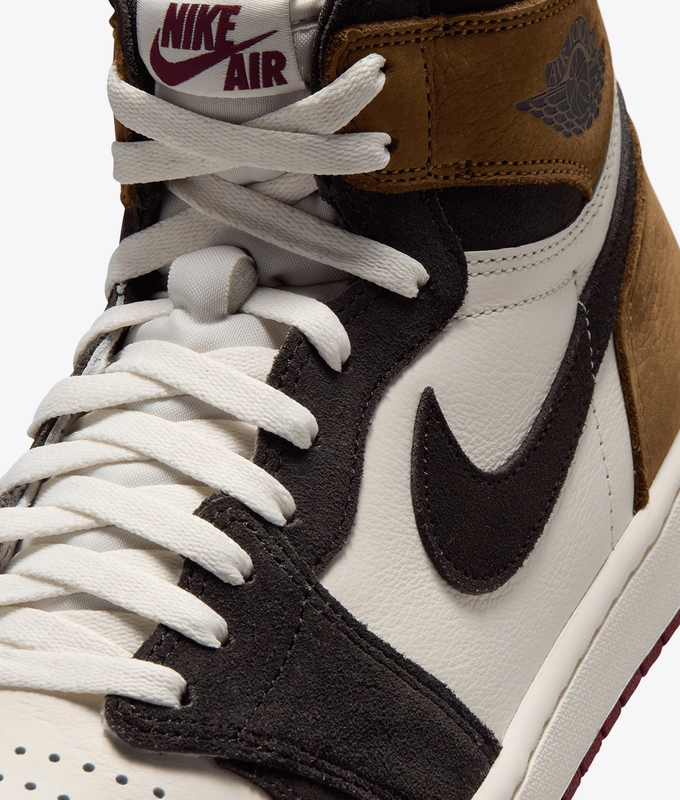 AIR JORDAN 1 RETRO HIGH OG "LOVE LETTER"