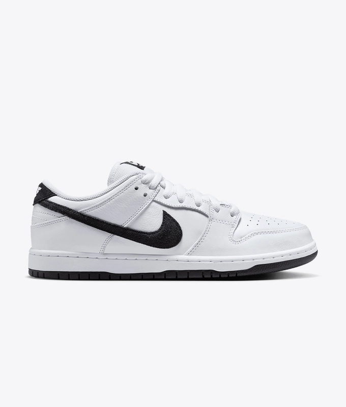 SB DUNK LOW PRO